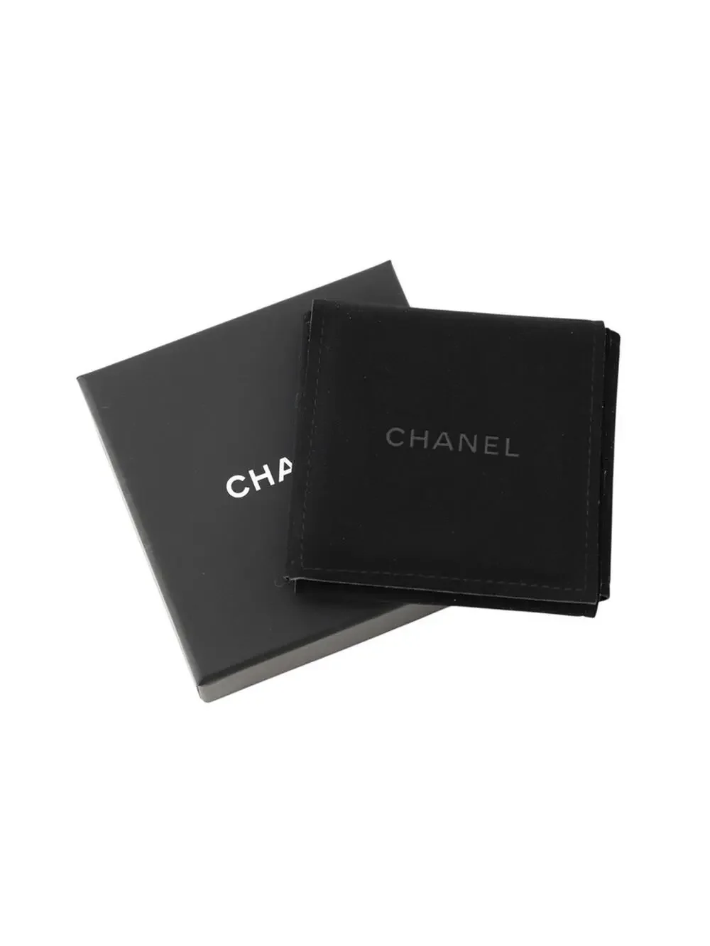 Chanel elevate your
